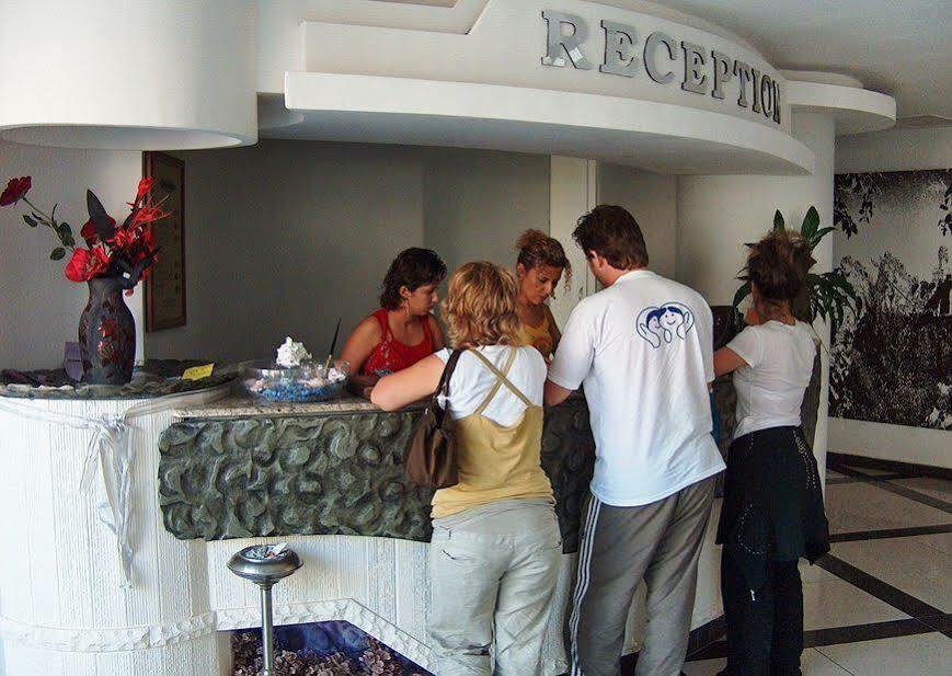 Hotel Pirlanta 3*