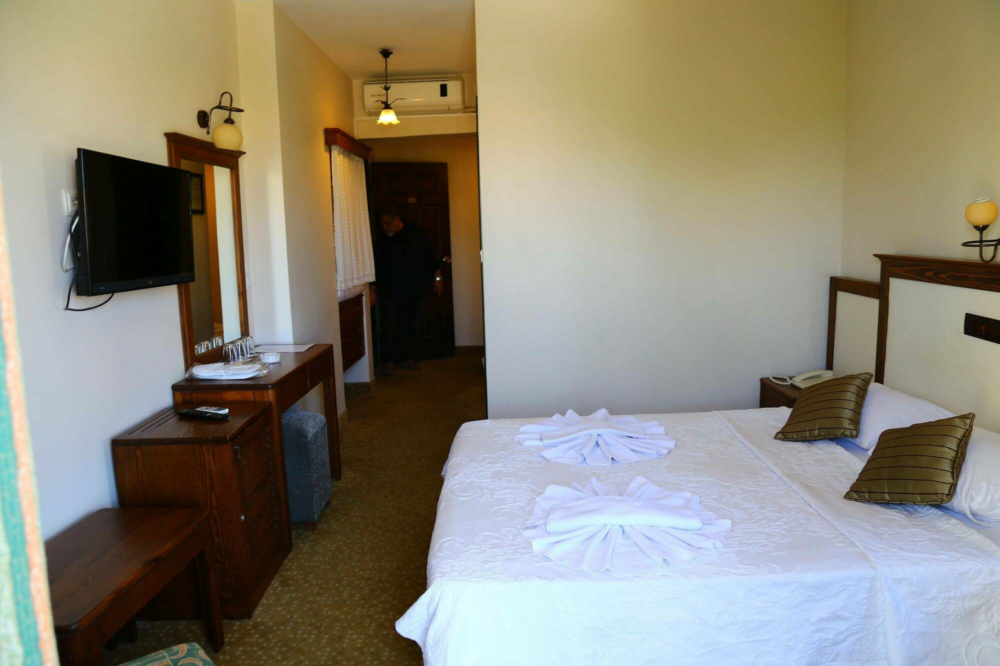 Harman Hotel 3*