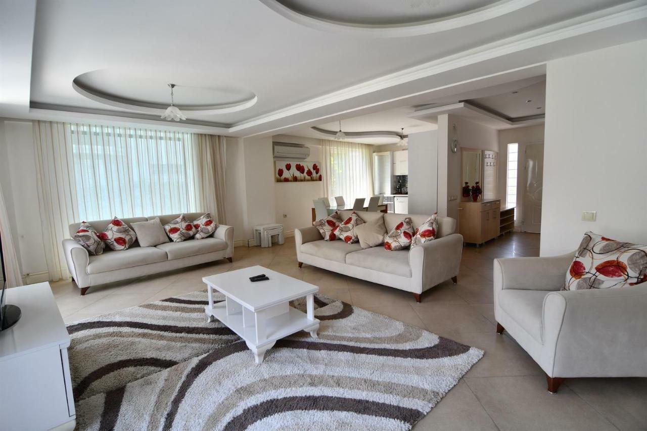 New Age Breeze Luxury Villa
