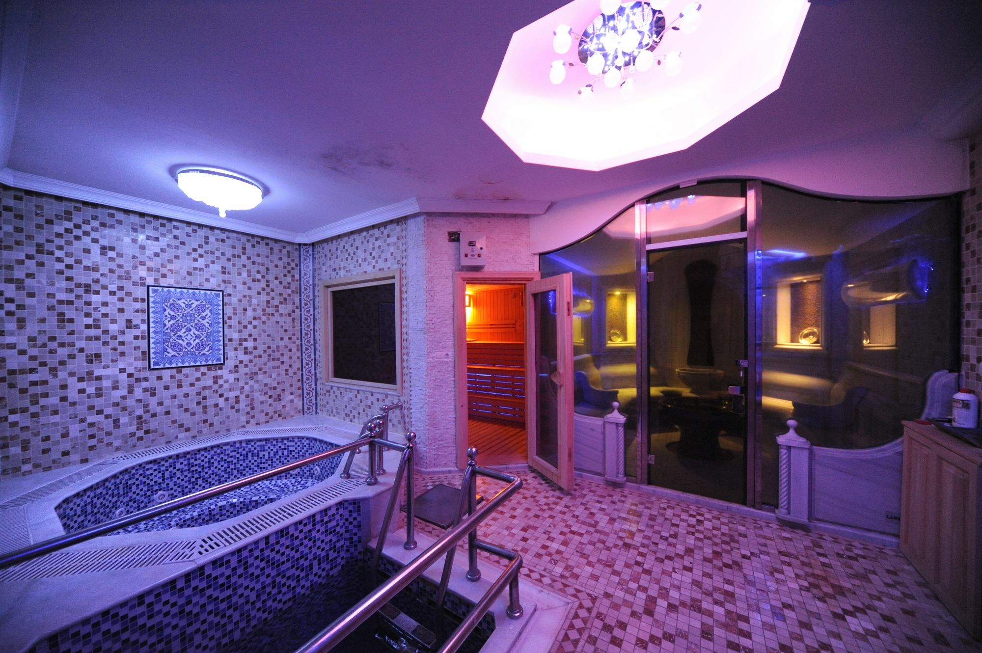 Mara Business Otel 3*
