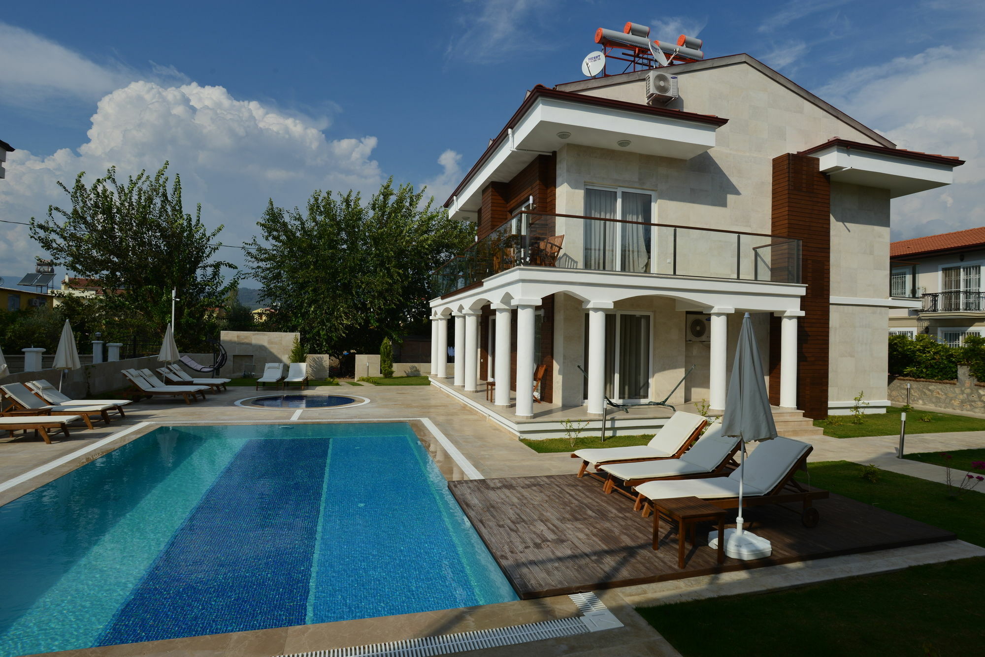 Lighthouse Natalia Aparts Apartment Fethiye
