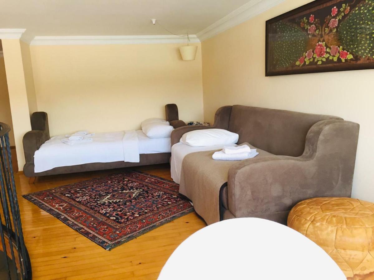 Kadyanda Apartment