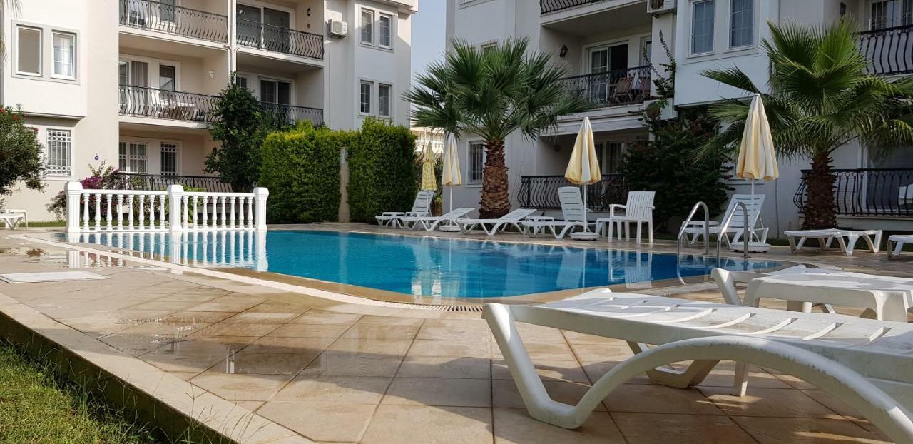 Calis Venice B-3