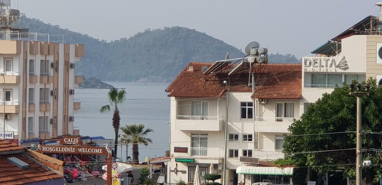 Calis Venice B-3