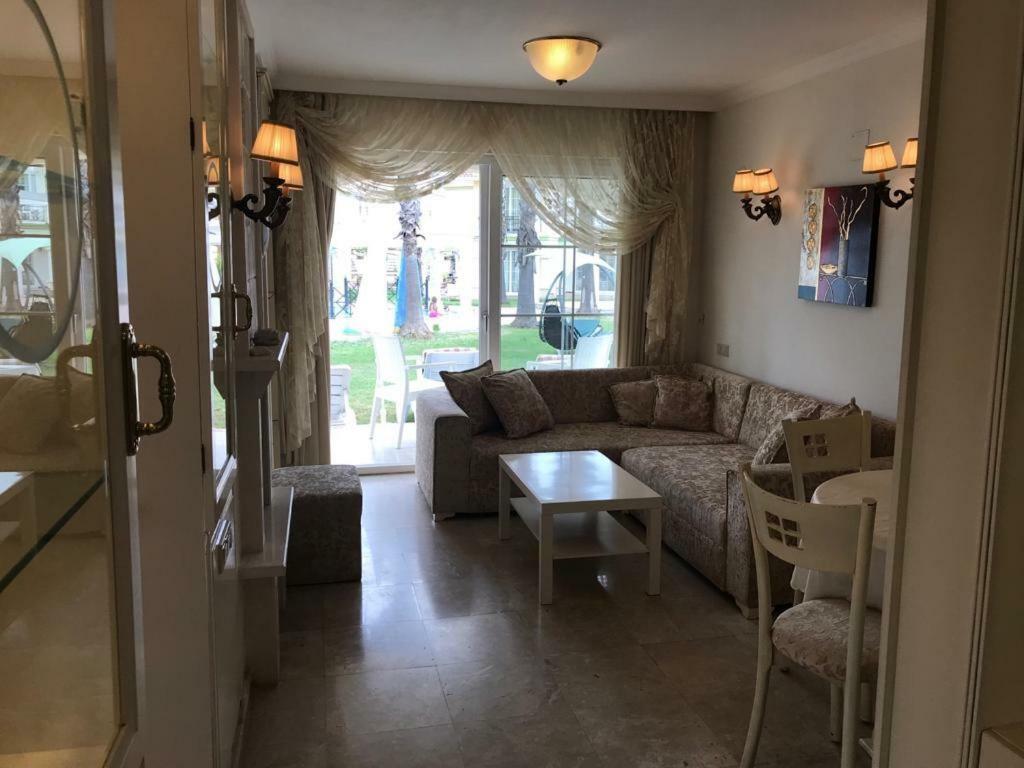 Villa Villamel *