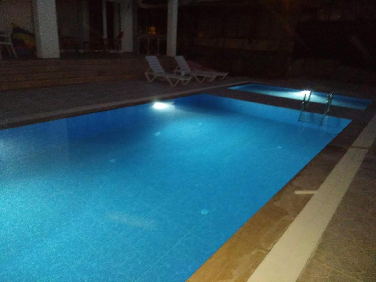 Paddys Apartments, Hisaroenue Apartment *