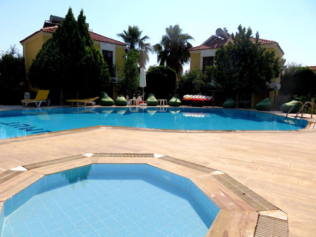Gondol Aparthotel 2*