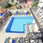 Mut Apart Hotel