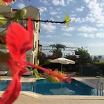 Verde Port Hotel