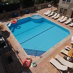 Poppy Apartments