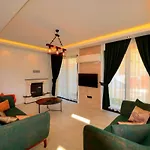 Villa Ottoman