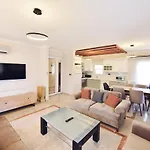 Villa Avilia
