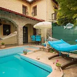 Villa Aybek