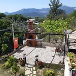 Villa Madak