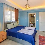 Soeguet 1 - 4 Bedroom With Jacuzzi In Fethiye
