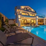 La Marbella Villa
