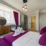 Villa Kamelya, Isitmali Kapali Havuz Ve Saunali Tatil Villaniz
