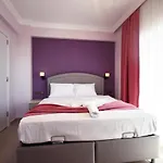 “Villa Desen”Oeluedenizde Muestakil 4+1 Havuzlu Villa