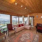 Goecek Tiny House Bungalow