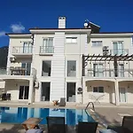 Villa Holly