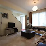Nearby The Sea With Pool Triplex Villa