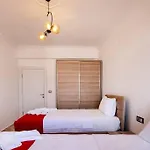 Sessiz Sakin Manzarali Sauna Ve Jakuzili,Muestakil Havuzlu Villa