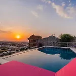 Sessiz Sakin Manzarali Sauna Ve Jakuzili,Muestakil Havuzlu Villa