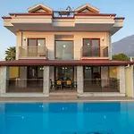 Zehra Villas