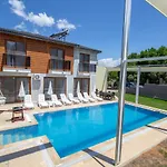 Mina Villa, Oezel Havuzlu, Fethiye