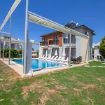 Mina Villa, Oezel Havuzlu, Fethiye