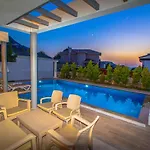 Onno Villa, Oezel Havuzlu, Fethiye