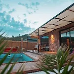 Inhouse Suites