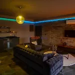 Inhouse Suites