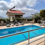 Arnna 4 Villa