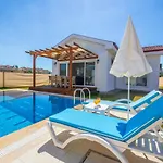 Sunteos Villa Suites