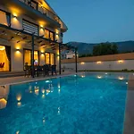 Villa Sunset Ölüdeniz 5 Bedrooms Private Pool Villa