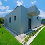 Enu Villa 1