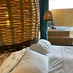 Infinity Suites