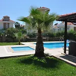 Villa Mountain View
