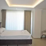 High Quality With Private Pool Villa-Skylife