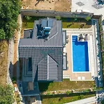 Villa Sunrise In Oludeniz, 4 Bedroom Private Pool