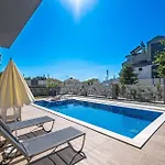 Villa Sunrise In Oludeniz, 4 Bedroom Private Pool