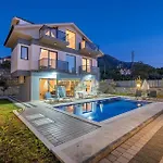 Villa Sunrise In Oludeniz, 4 Bedroom Private Pool