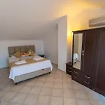 Sunset Beach Club Aqualettings Dolphin 4