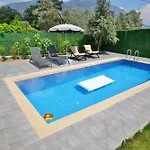 Villa Olive Garden House