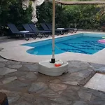 Iksir Villa
