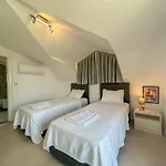 Villa Alya, Spacious 4 Bed Villa With Private Pool