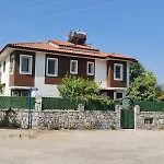 Villa Dalos