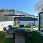 Villa Twin House