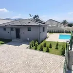 Duman Villa